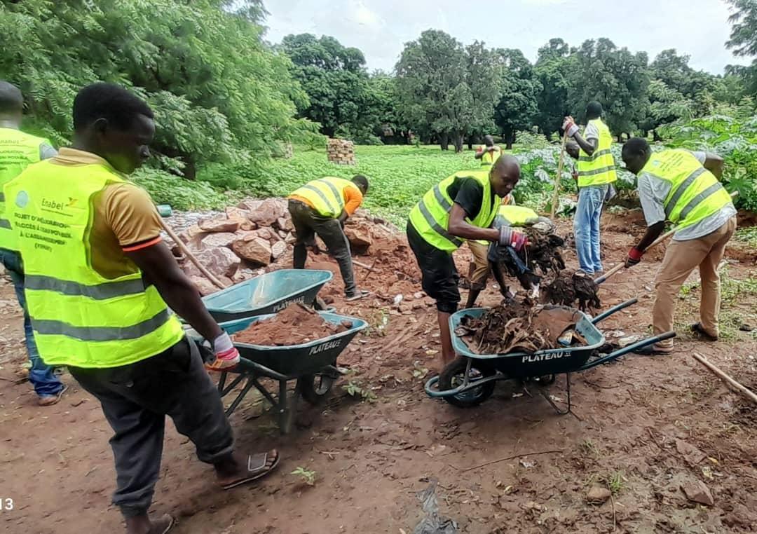 Évaluation du projet d'amélioration de l'accès à l'eau potable et à l'assainissement dans la région de Koulikoro (PEPAK) 