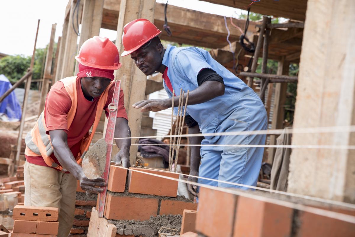 Formation à la mise en œuvre de briques modernes au profit des Centres d’Enseignement des Métiers au Burundi