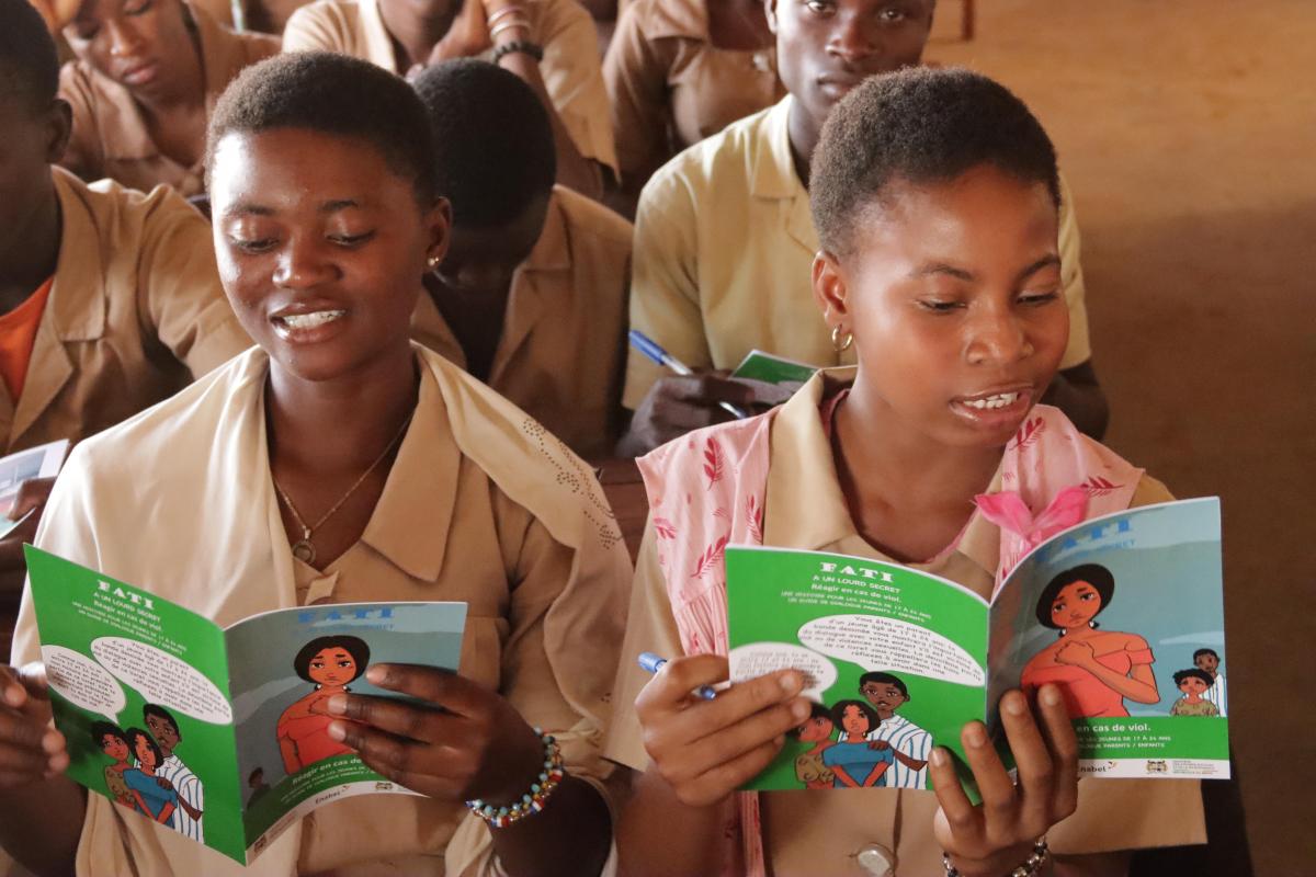 Campagne de sensibilisation dans les collègues de Parakou et Cotonou : près de 800 élèves sensibilisés sur les VBG