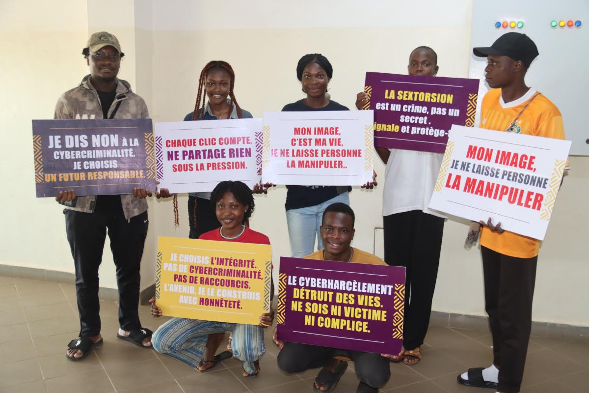 Octobre, Mois de la Cybersécurité : Plus de 1 000 écoliers, élèves et étudiants sensibilisés contre la sextorsion et le cyberharcèlement au Bénin