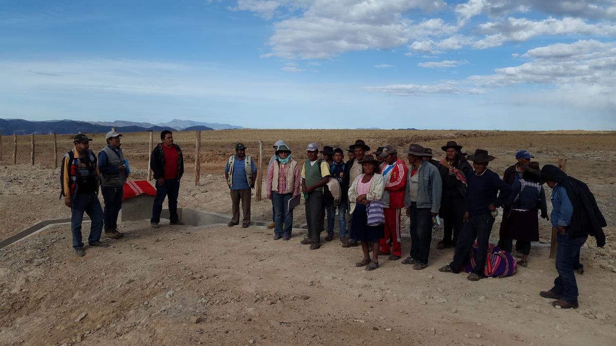 El PARC ENTREGÓ SIETE ATAJADOS A LA COMUNIDAD DE PUCKA PAMPA EN EL MUNICIPIO DE PRESTO