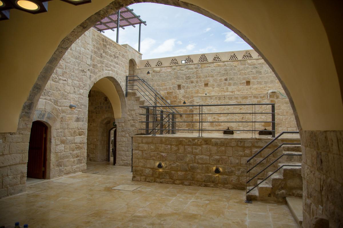 Finishing the rehabilitation of historic buildings in Deir Istiya 