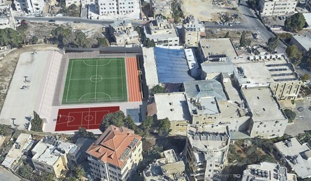 Semi-public sports field in Collège des Frères de la Salle