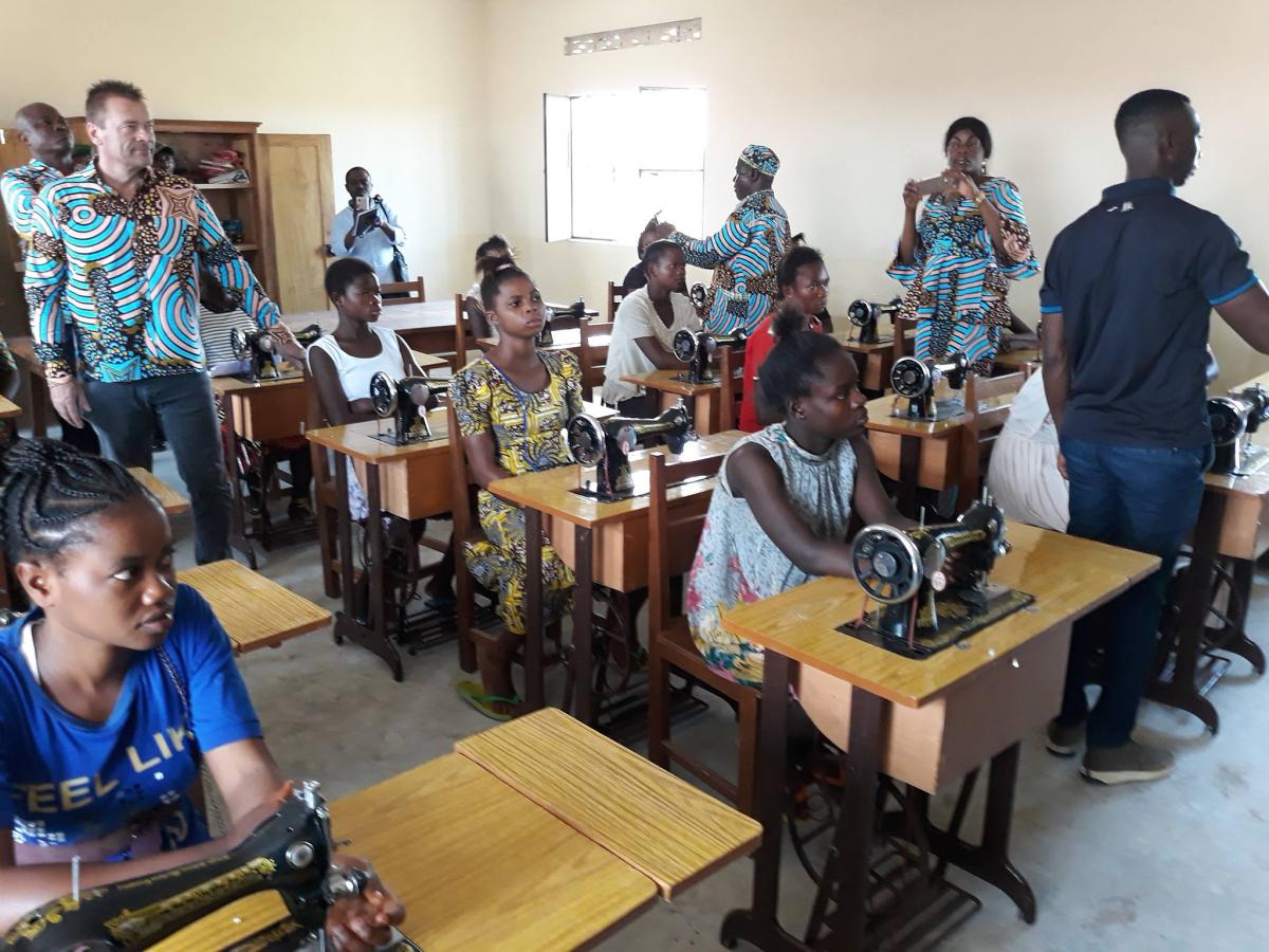 INAUGURATION DU CENTRE DE FORMATION DES JEUNES FILLES EN SITUATION DE RUE