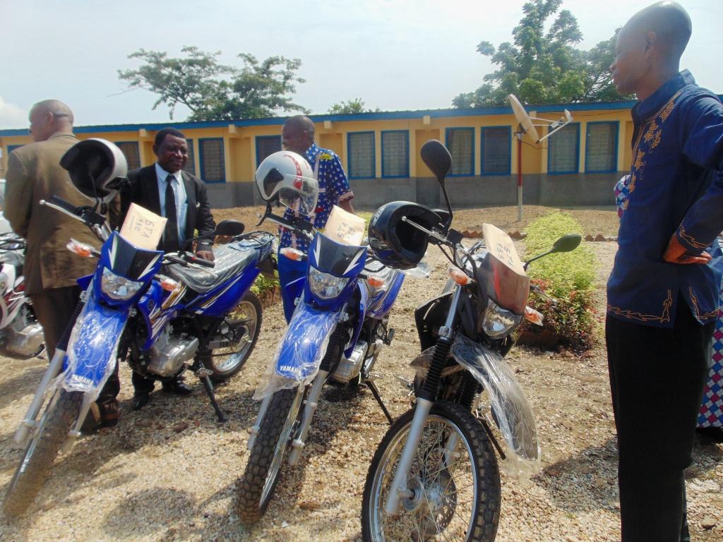 Vingt-deux motos pour améliorer la qualité de l’enseignement technique