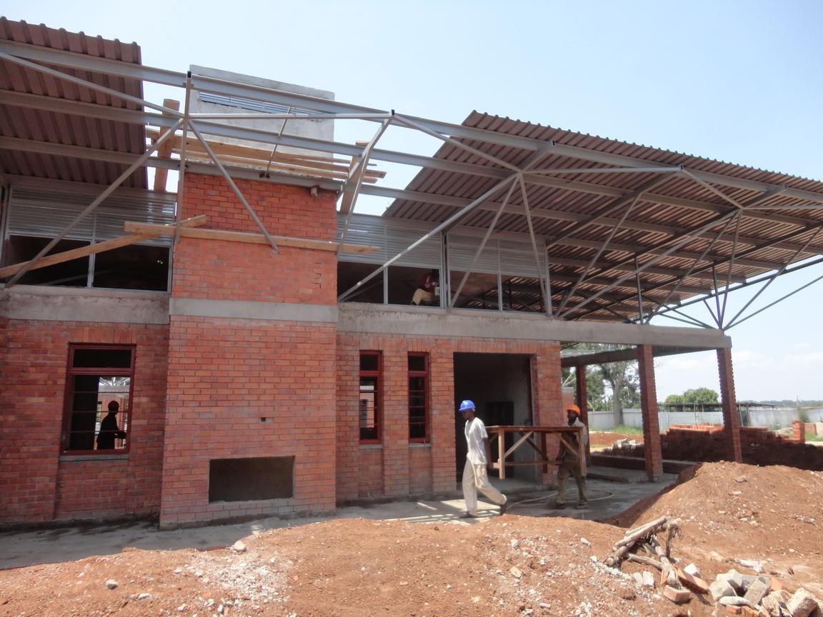 Building in East-Africa: Focus on Sustainable Architecture and Energy