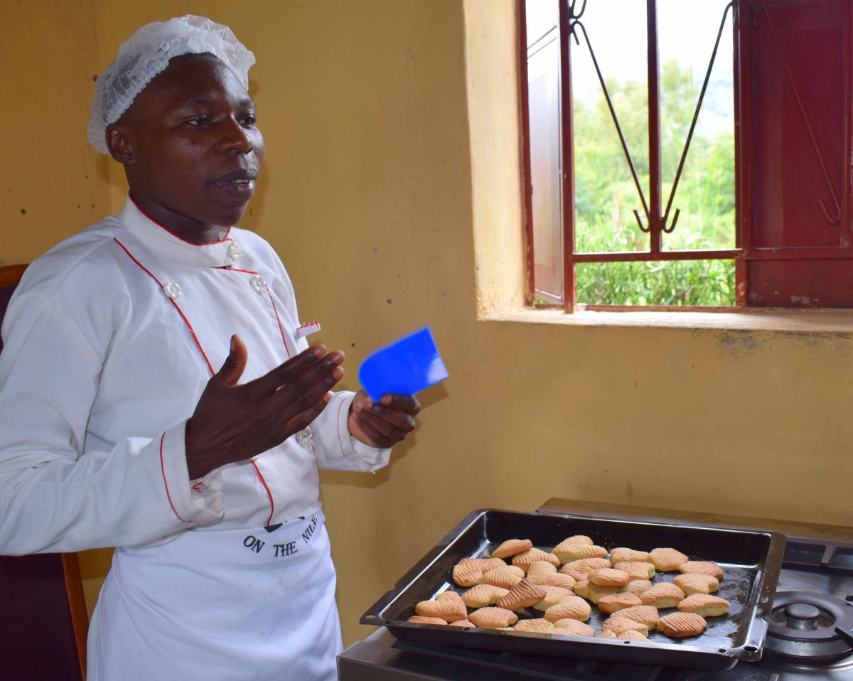 The icing on the cake:  Skills Development Fund improves bakery training .