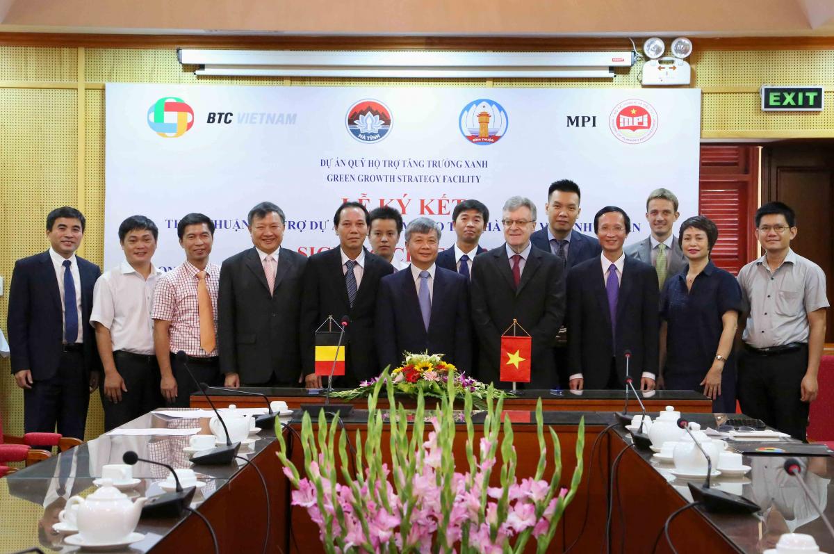 Agreements signed to start 6 Green Growth pilot projects  in 3 provinces of Viet Nam